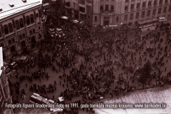 01-30_1991gadaBarikades