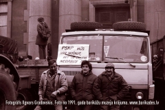 23-30_1991gadaBarikades