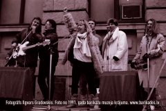 30-30_1991gadaBarikades
